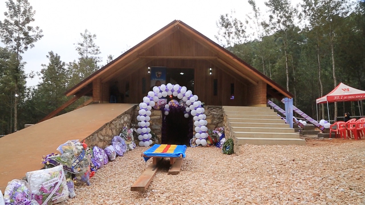 k2_items_src_2decf24e5eeb84ac85b23c4377295614